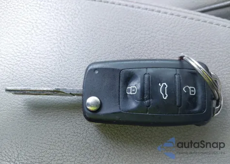 2017 Volkswagen Passat 1.8T R-Line из США, поврежденный, VIN 1VWDT7A36HC069681